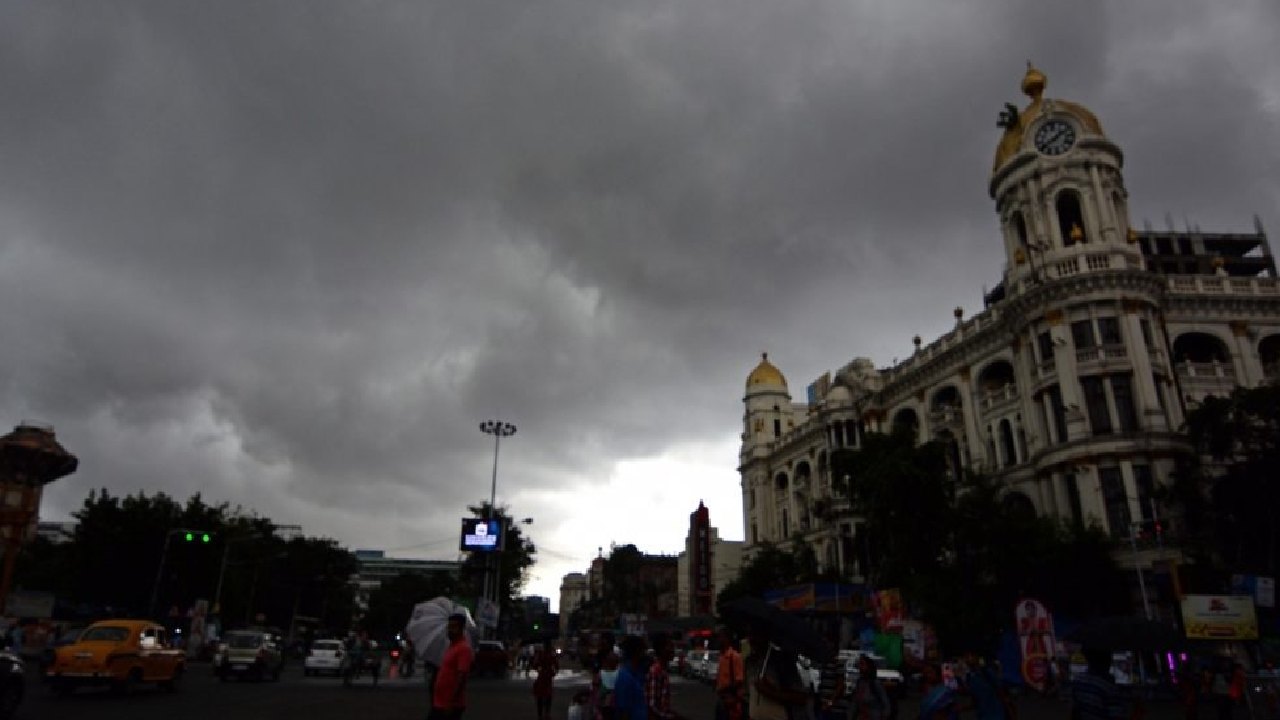 Thunderstorms and Rain Likely Across West Bengal, Met Office Forecasts Relief from Heat