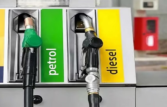 Centre Cuts Excise Duty on Petrol, Diesel by ₹10 per Litre; New Levy Imposed on ATF