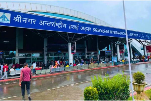 Srinagar Airport to Restrict Flight Timings from April 6 for Runway Upgrade