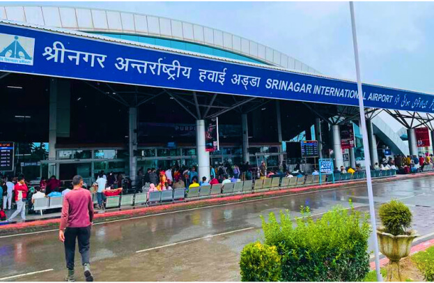Srinagar Airport to Restrict Flight Timings from April 6 for Runway Upgrade