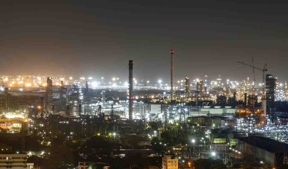 Government Reviews West Asia Situation: Fuel Supplies Stable, Anti-Hoarding Action Intensified