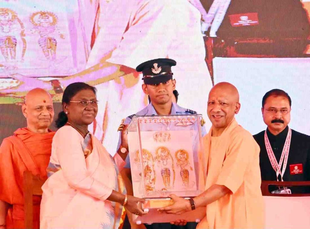 President Droupadi Murmu Visits Ram Janmabhoomi Temple in Ayodhya, Calls for Values of ‘Ram Rajya’