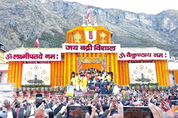 Badrinath Temple Opens for Char Dham Yatra 2026 Amid Vedic Rituals and Devotee Rush