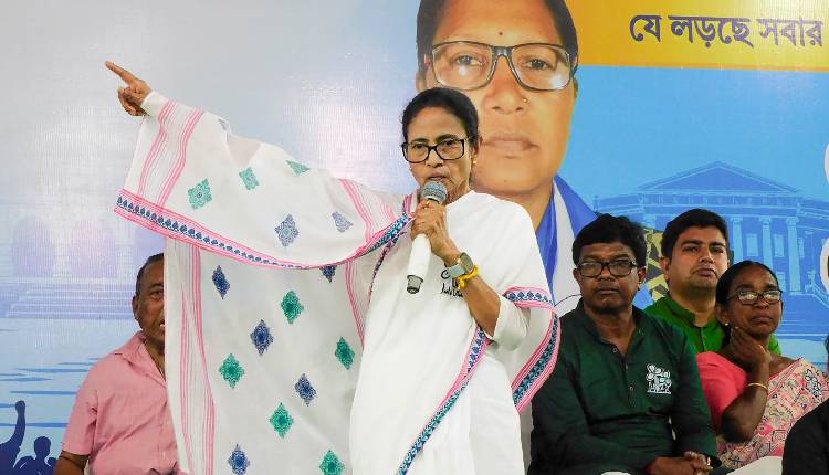 Mamata Banerjee Backs Women’s Reservation Bill, Opposes Linkage With Delimitation