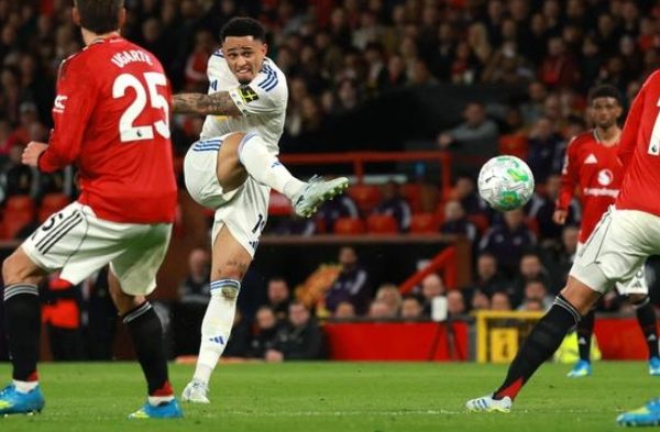 Leeds United Beat Manchester United 2-1 at Old Trafford, End 45-Year Wait