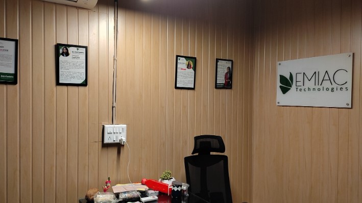 Emiac Technologies IPO Lists at Premium on BSE SME, Delivers Double-Digit Gains to Investors