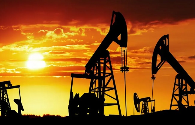 Crude Oil Climbs Above $101 Per Barrel as Markets Track US-Iran Developments